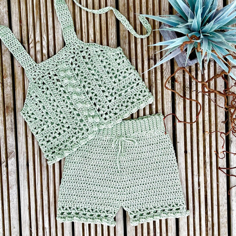 Completo boho con top e pantaloncini all'uncinetto - dai 6 mesi ai 10 anni
